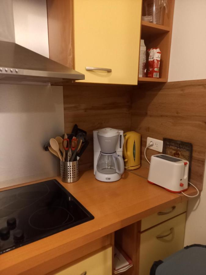 Logement Entier Spacieux Et Confortable A 1 H De Paris Courtenay  Bagian luar foto