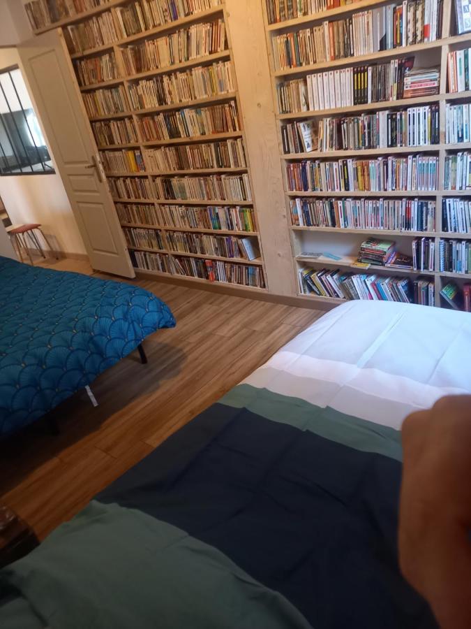 Logement Entier Spacieux Et Confortable A 1 H De Paris Courtenay  Bagian luar foto
